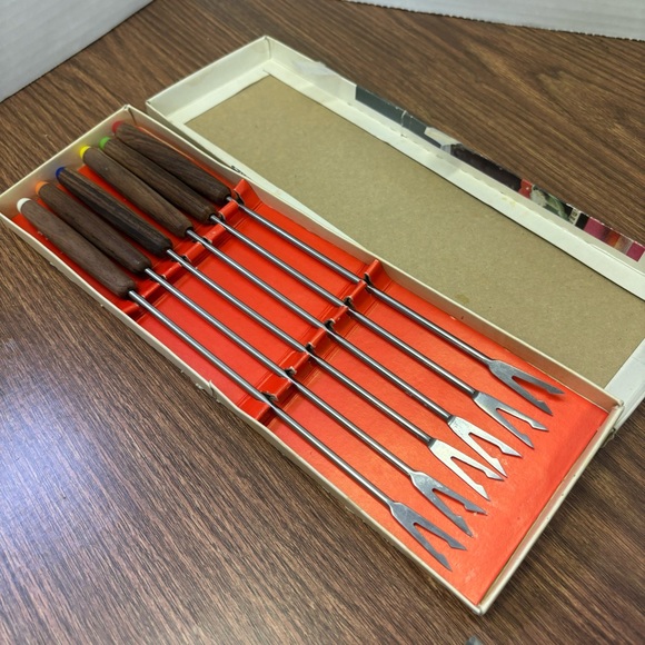 Vintage New Fondue Forks Set If 6 In Box Teak Handles Retro Kitchen Stainless - Picture 2 of 4